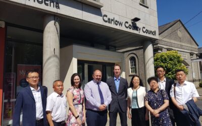 Chamber presents to delegation from Guizhou Province